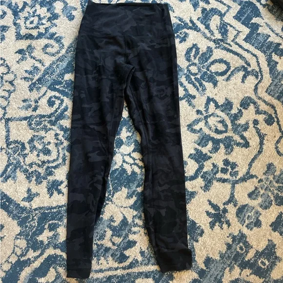 Lululemon Athletica Black Leggings - Picture 2 of 3